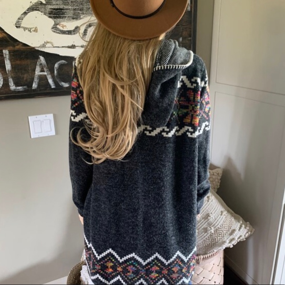 New Yellowstone Tribal Long Black Cardigan Hooded Sweater Southwest Western Boho